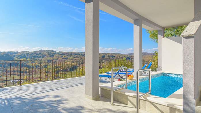 Appartamenti a Pićan con piscina e splendida vista, 25