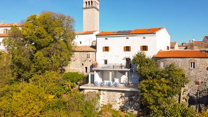 Appartamenti a Pićan con piscina e splendida vista, 20