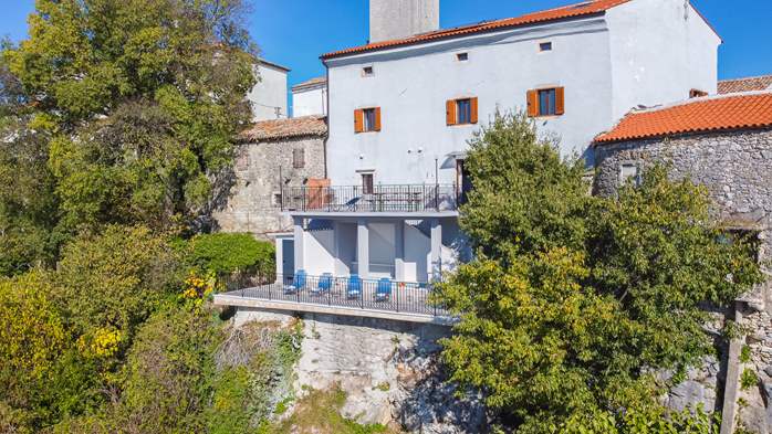 Apartments im Zentrum von Pićan mit Schwimmbad und Aussicht, 27