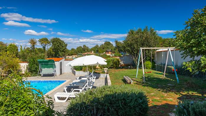 Villa with private pool, decorated in traditional Istrian style, 23