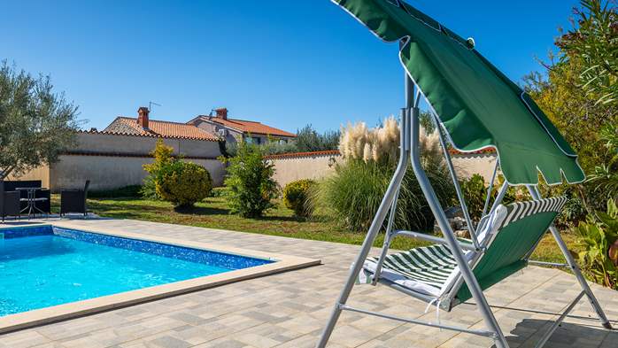 Villa with private pool, decorated in traditional Istrian style, 32