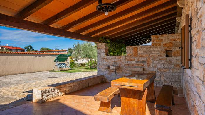 Villa with private pool, decorated in traditional Istrian style, 12