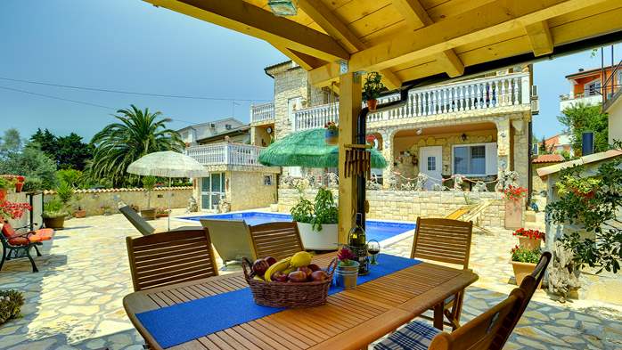 Apartments with heated pool, close to the beach, for adults, 18