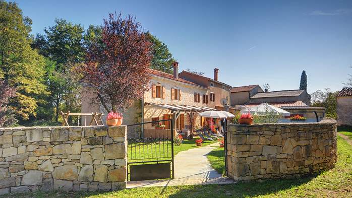 Villa su due piani, con piscina e terrazza nell'Istria centrale, 4