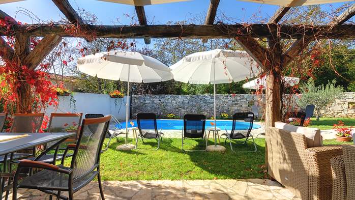 Villa su due piani, con piscina e terrazza nell'Istria centrale, 16