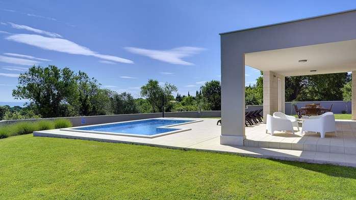 Bella e moderna villa con piscina privata, Wi-Fi, vista mare, 5