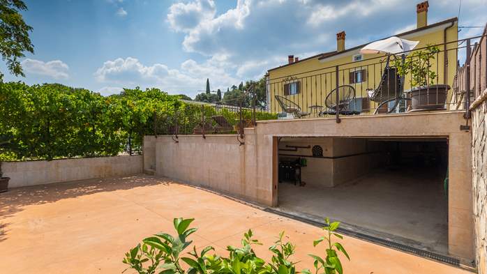 Villa on 2 floors with pool and sun terrace, close to Rovinj, 17