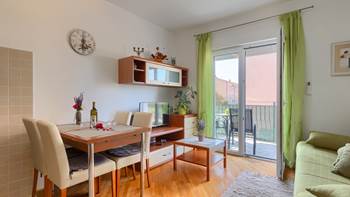 Apartment with double room and private balcony for 3 people, 2