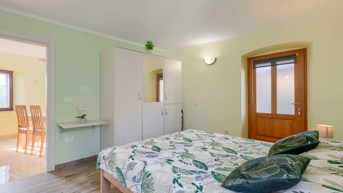 Apartman u rustikalnom smještaju s zajedničkim bazenom, 10