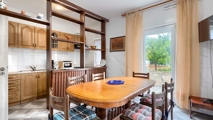 Apartment for 8 persons with pleasant ambience, private balcony, 1