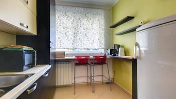 Apartman u Medulinu s bazenom, roštilj, terasa, 12